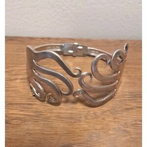 Vintage WM ROGERS MFG CO ORIGINAL Signed Scrolled Cuff Fork Silverware Bracelet